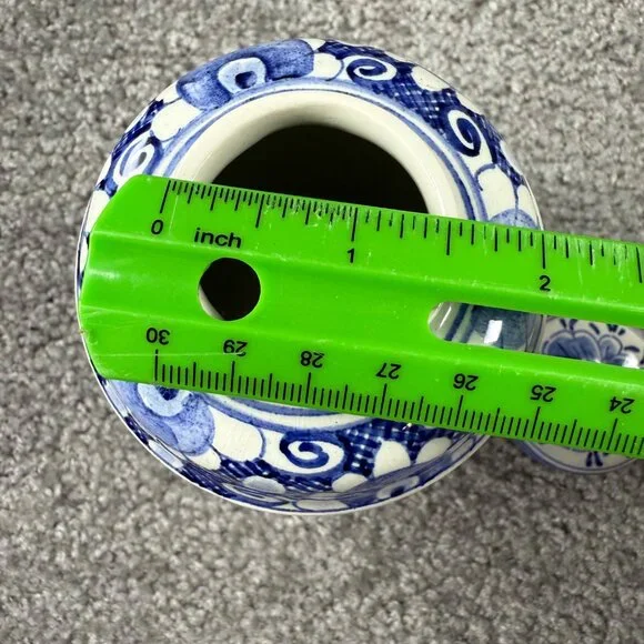 Ginger Jar Blue White Delft DP Pottery 13 B.W. Hand Painted Floral Vase with Lid - Picture 7 of 16